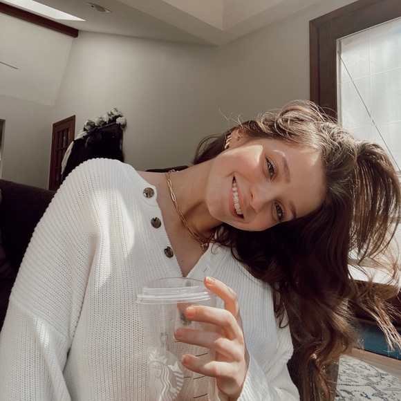 Meet your Posher, Kaitlyn - Picture 1 of 1